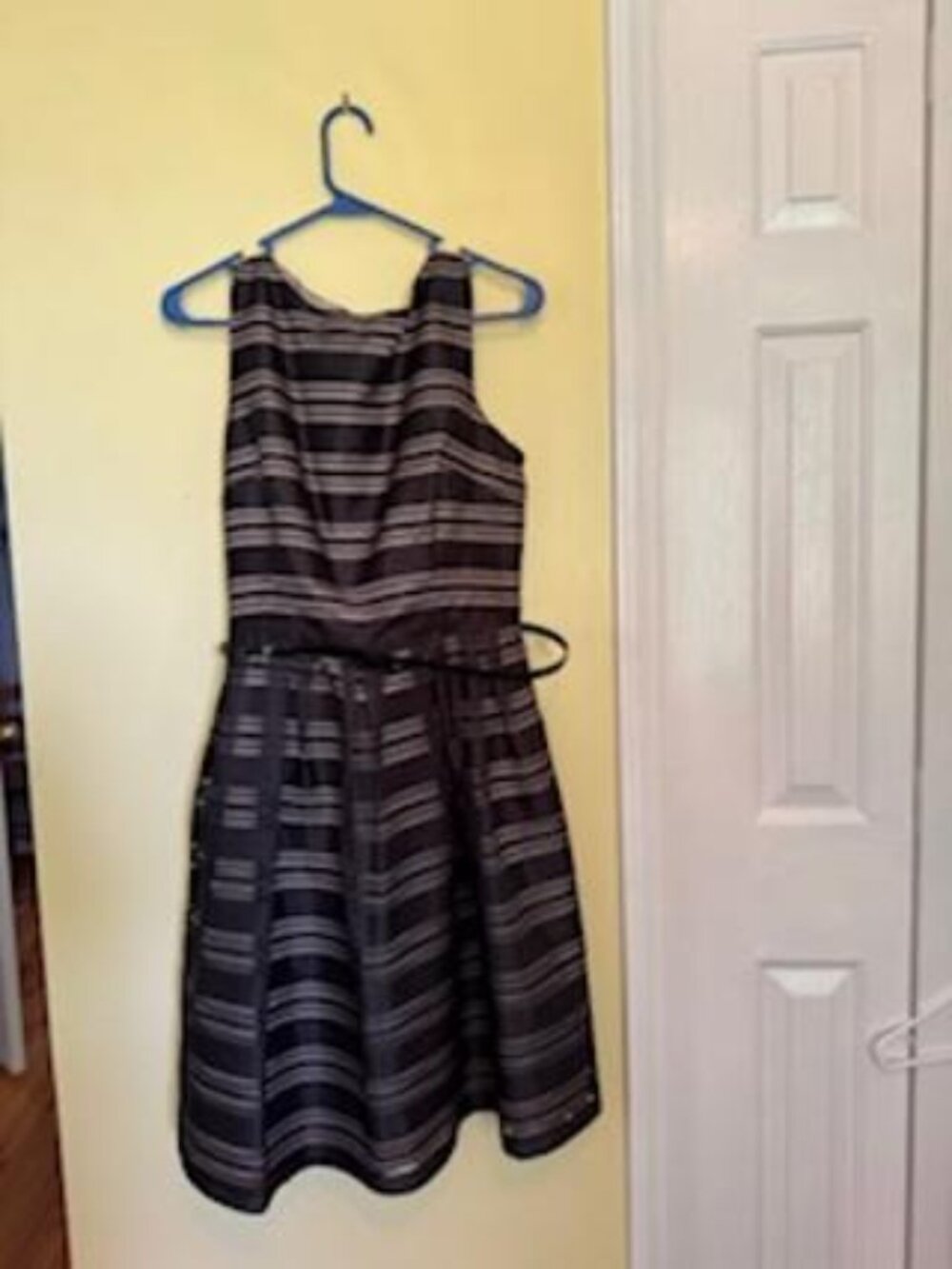 Black Organza London Times Sz 12 Cocktail Dress